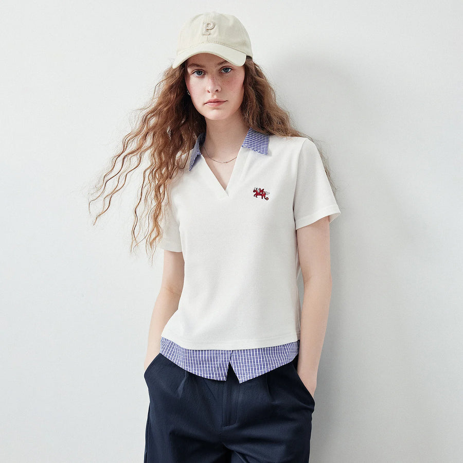 Camiseta Feminina Xadrez com Bordado Pégaso Efeito Duas Peças