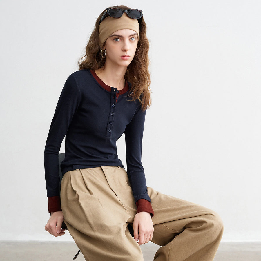 Blusa Feminina Color Block Efeito Duas Peças Manga Longa