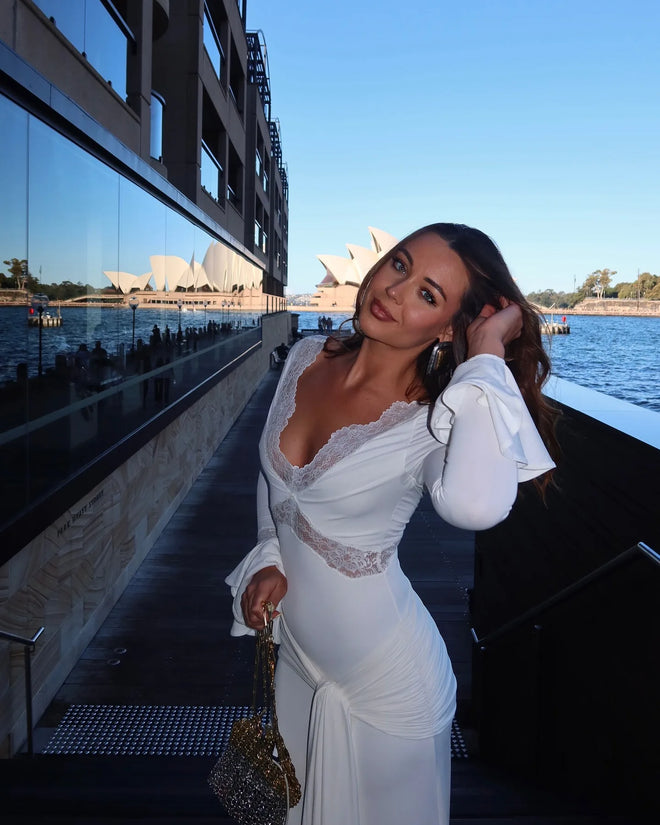Elegant Curvy White Long Sleeve Dress Women's Sexy V Neck Lace Backless Maxi Dresses Winter Autumn Evening Female Clothing 2026