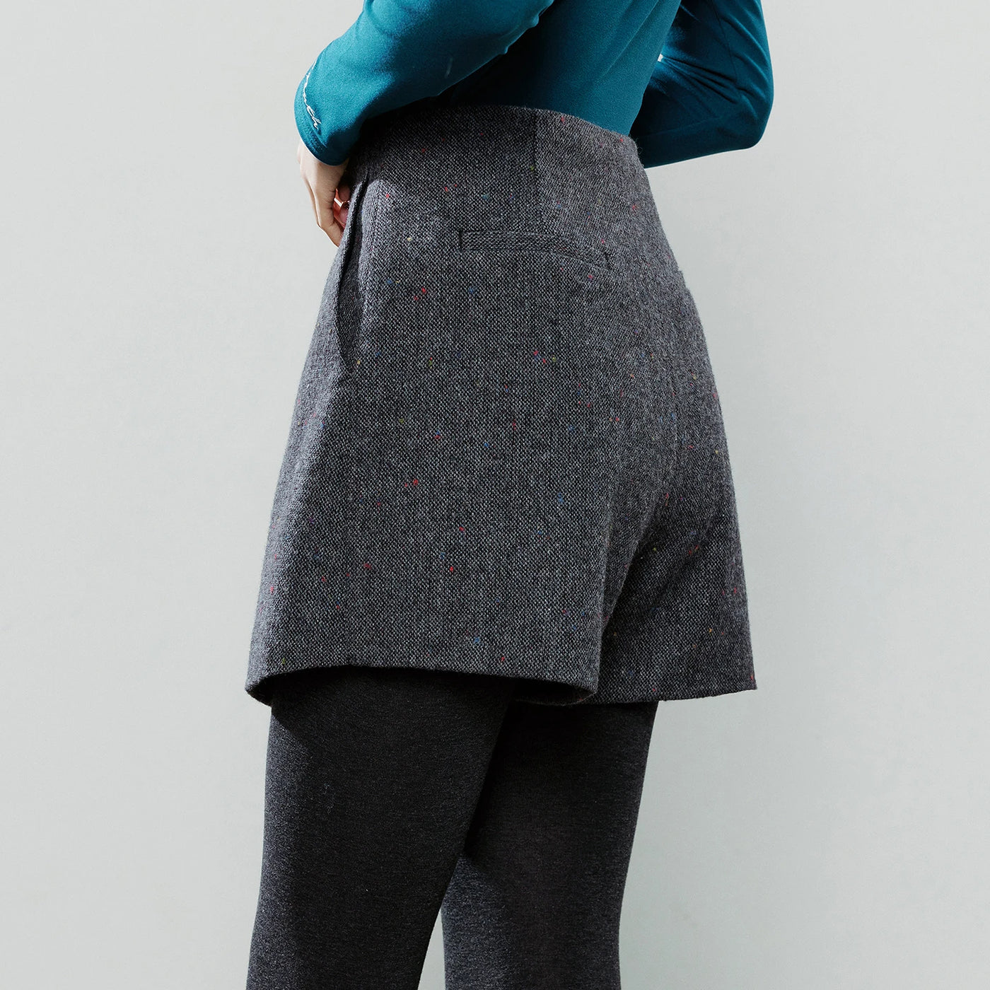 Short Saia Feminino Assimétrica de Inverno