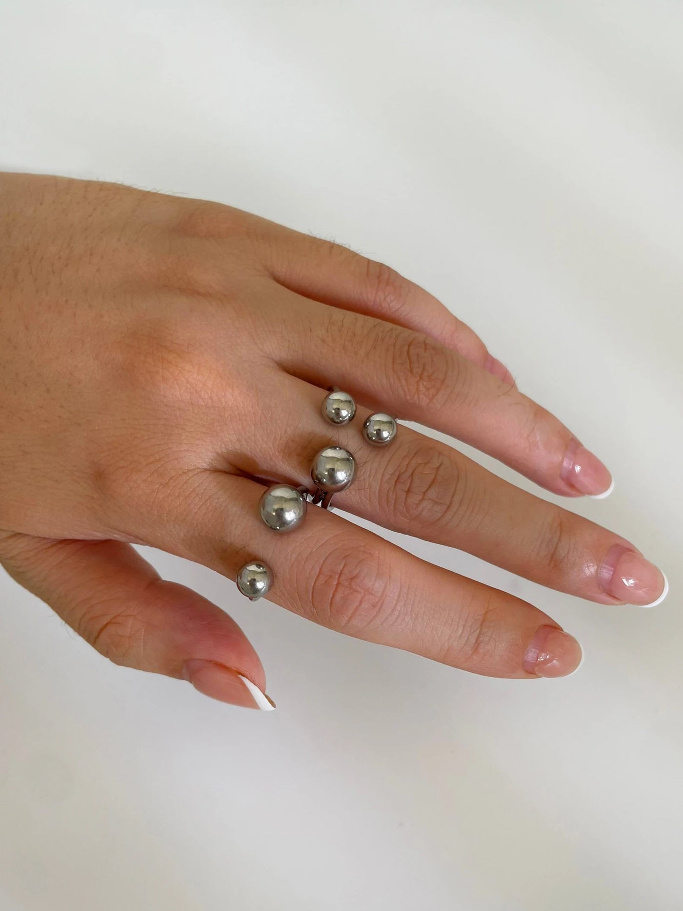 Conjunto de Anéis Abertos com Esferas em Aço Inoxidável