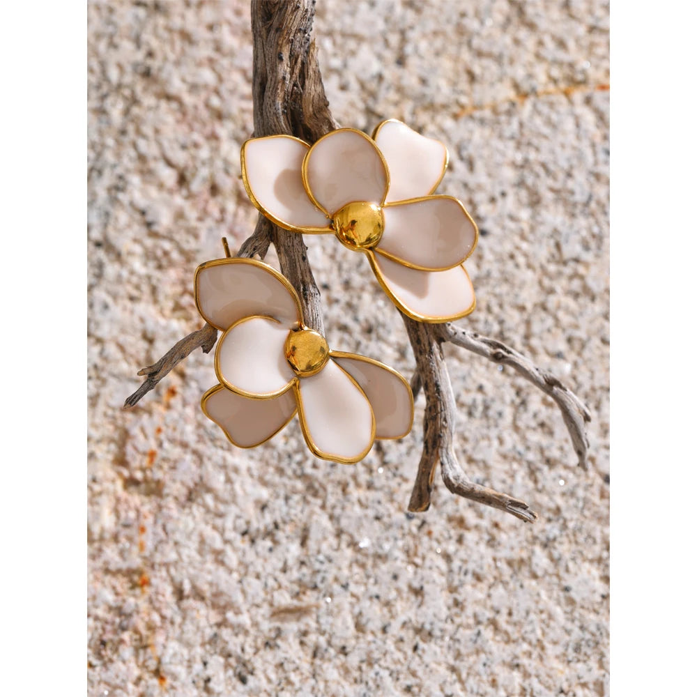 Brinco Flor de Pétalas Esmaltadas