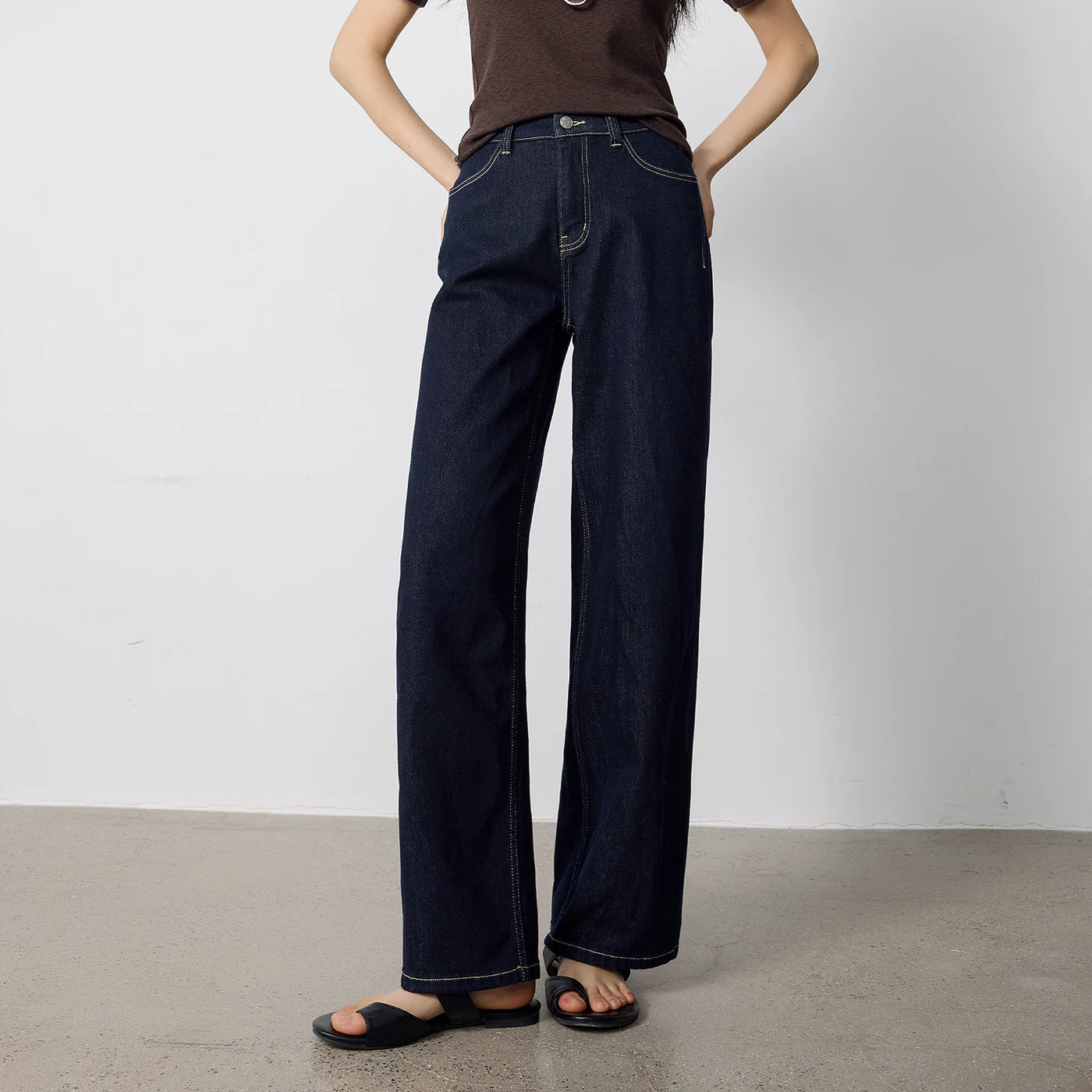 Calça Jeans Feminina Reta de Liocel Cintura Baixa