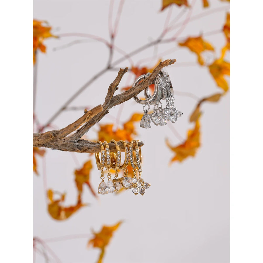 Brinco Pendente Coração e Flor com Zircônia