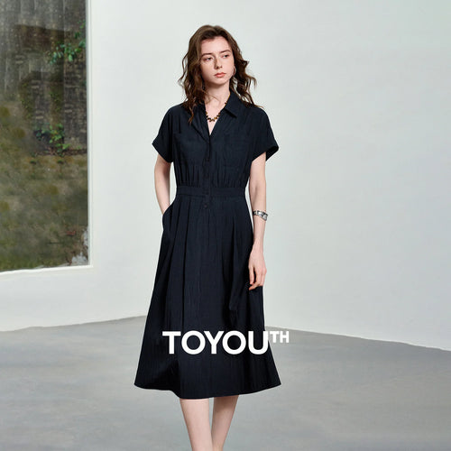 Vestido Midi Texturizado com Gola Camisaria e Botões