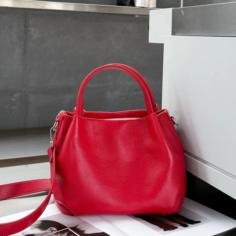 Bolsa Bucket Feminina em Couro Legítimo para Ombro e Transversal