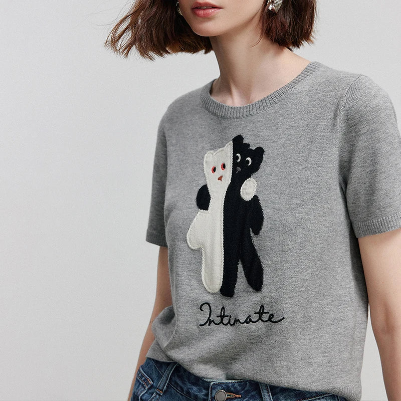 Blusa de Tricô Manga Curta com Bordado Divertido