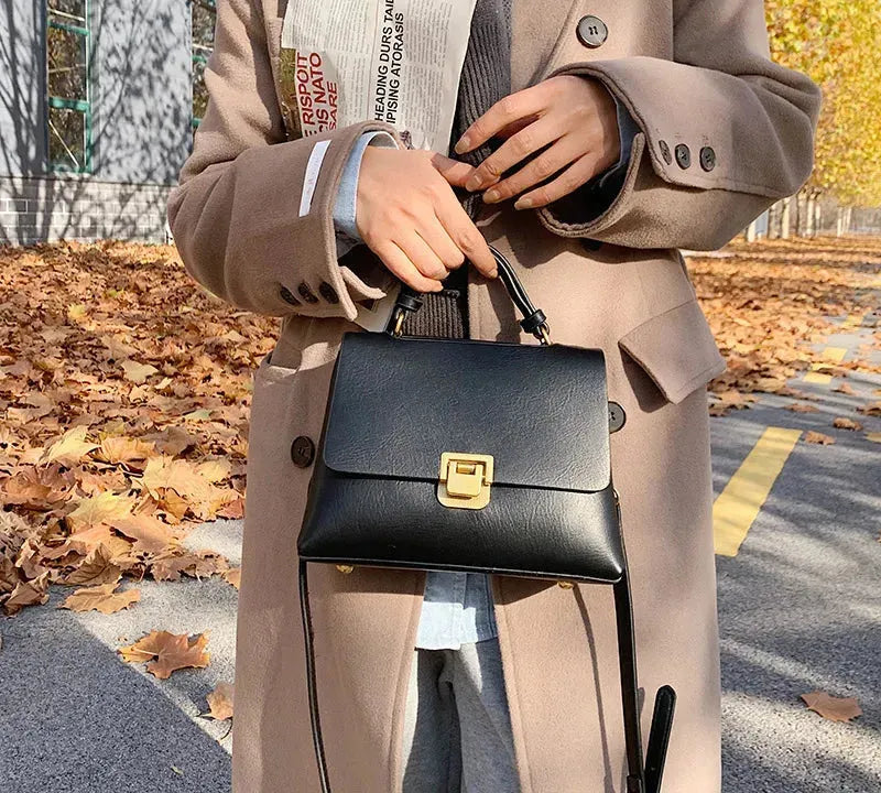 Bolsa Transversal Feminina de Couro PU Vintage com Fecho Dourado