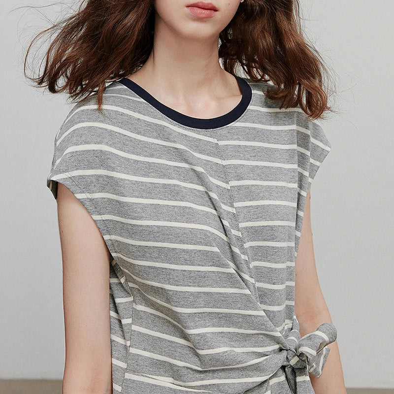 Vestido Midi Listrado de Malha Manga Curta