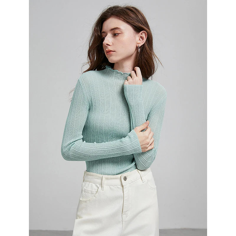 Blusa Feminina de Linho com Gola Alta e Babados