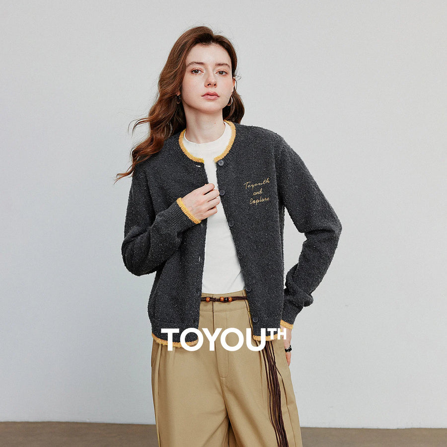Cardigan Feminino Color Block com Bordado de Letras