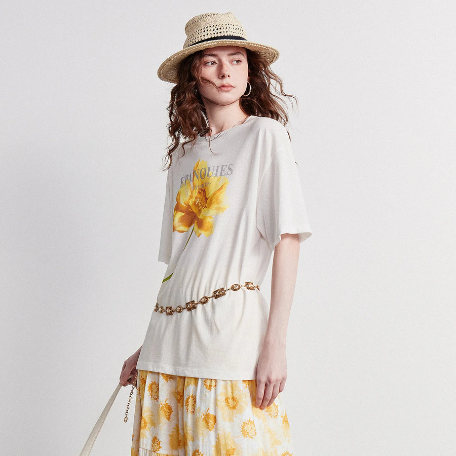 Camiseta Feminina de Linho com Estampa Floral Artística