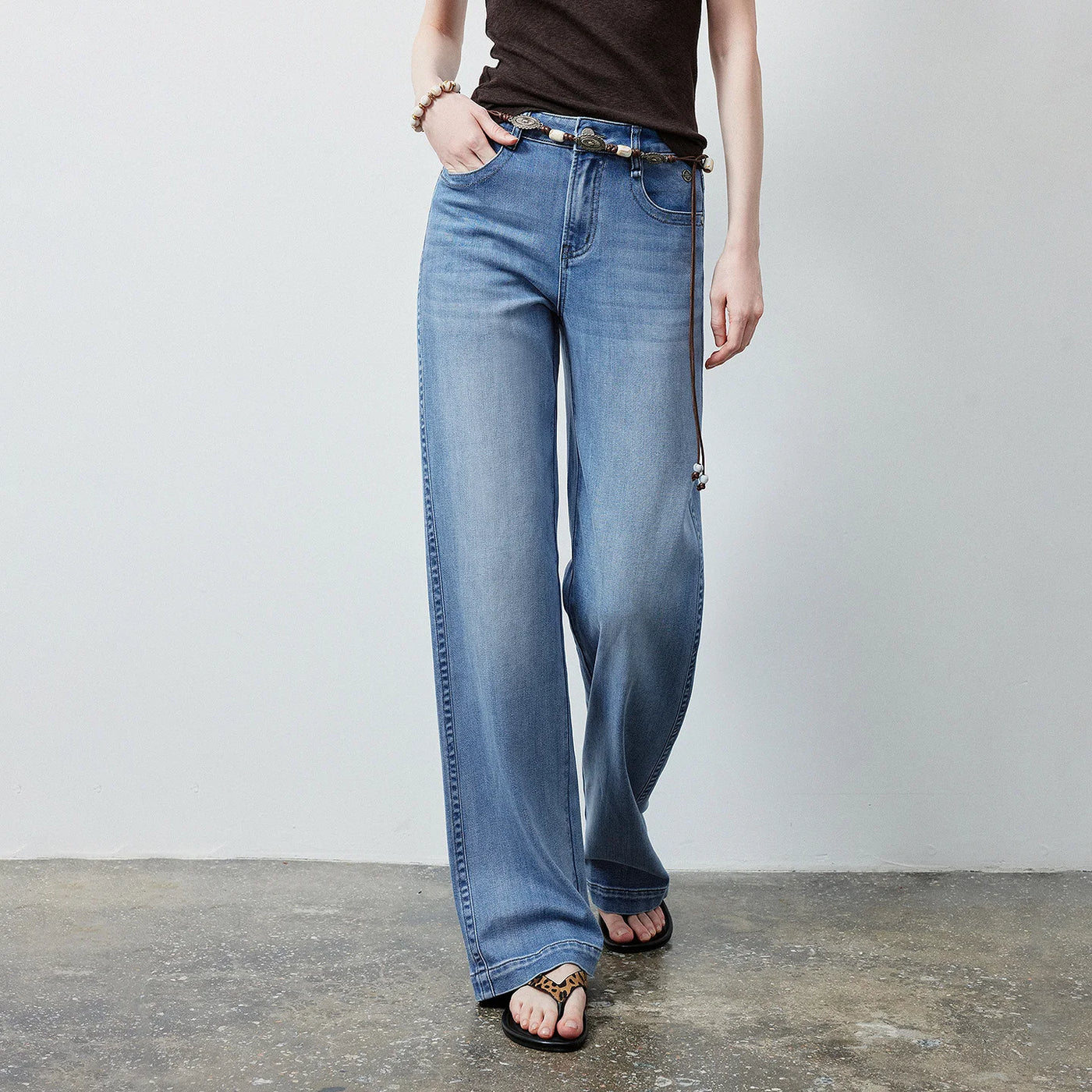 Calça Jeans Feminina Wide Leg Cintura Baixa com Liocel