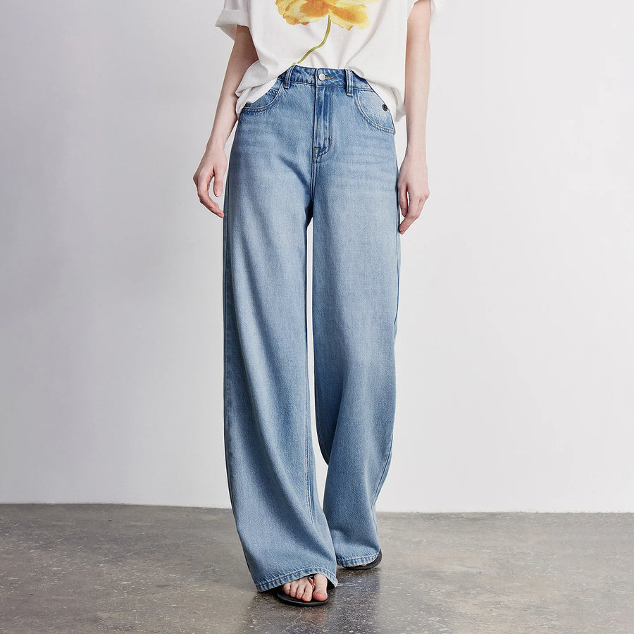 Calça Jeans Feminina Wide Leg com Bordado Floral