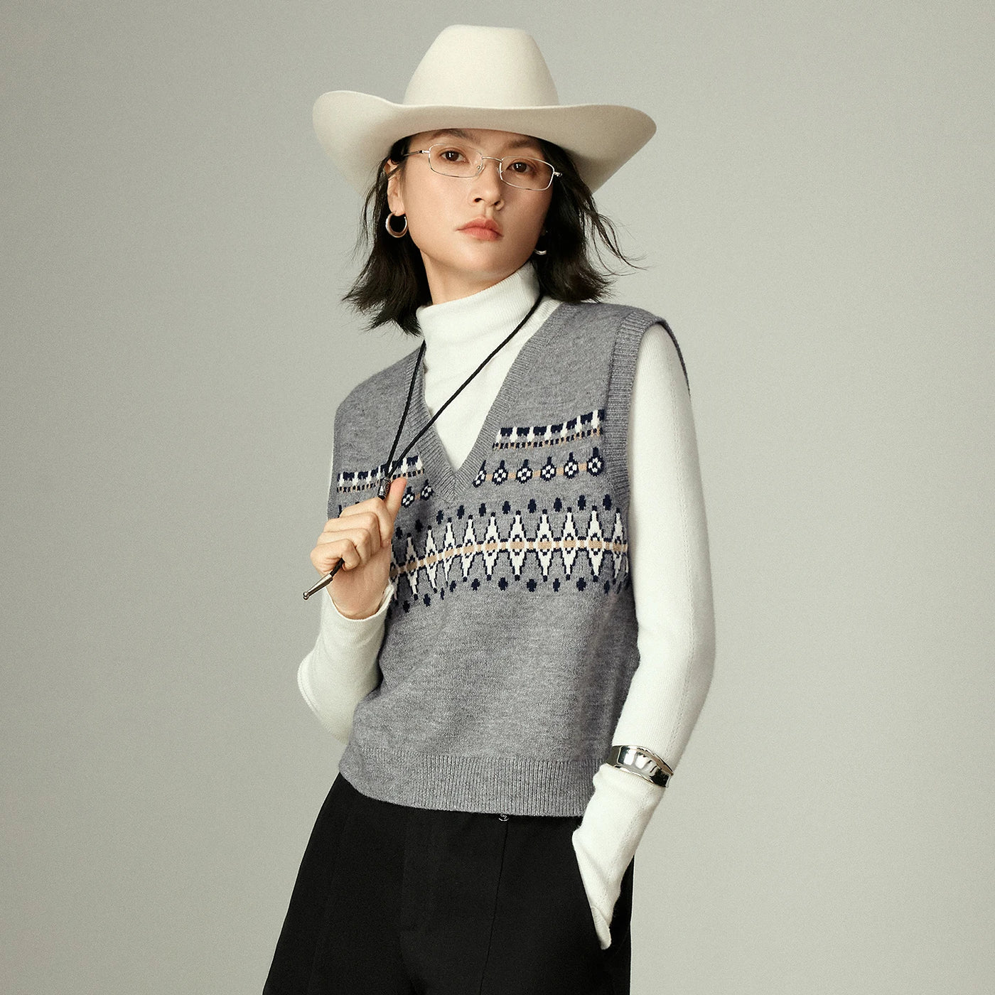 Colete de Tricô Fair Isle com Poás e Decote V