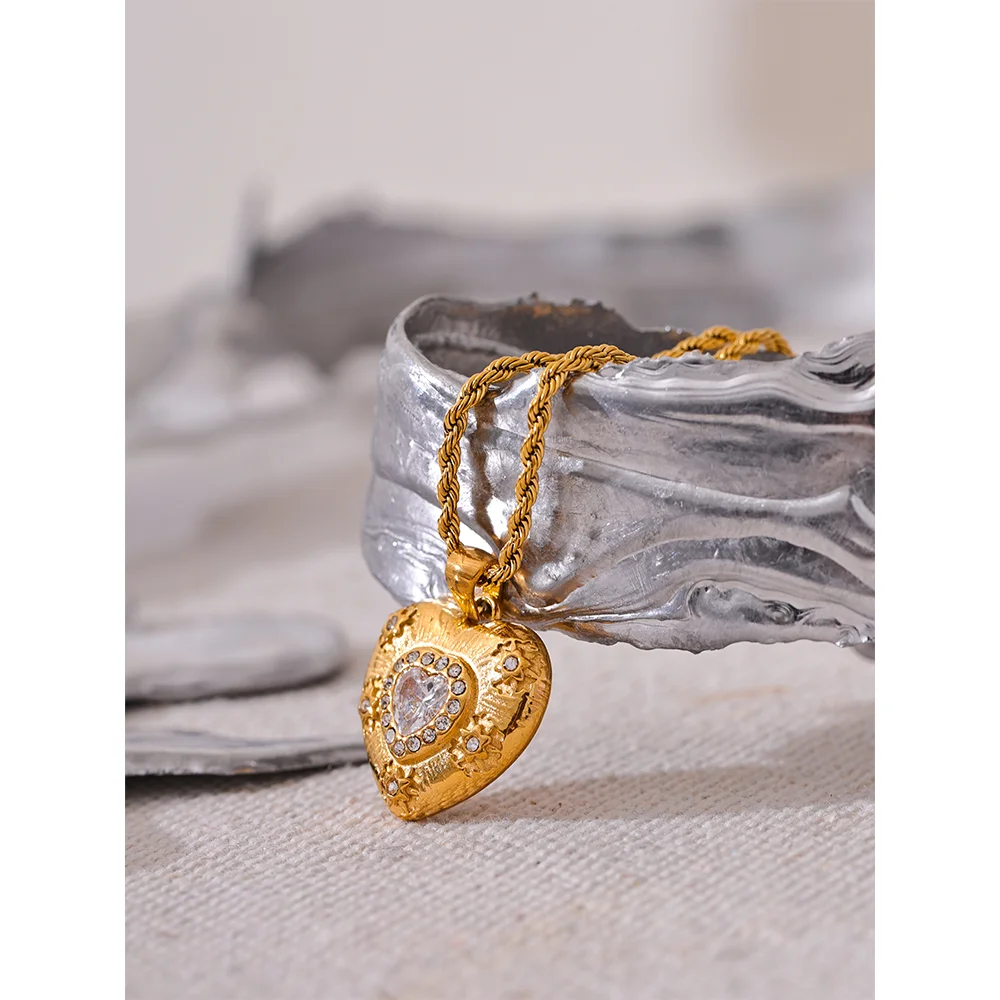 Colar Feminino Coração com Zircônia em Aço Inoxidável 2