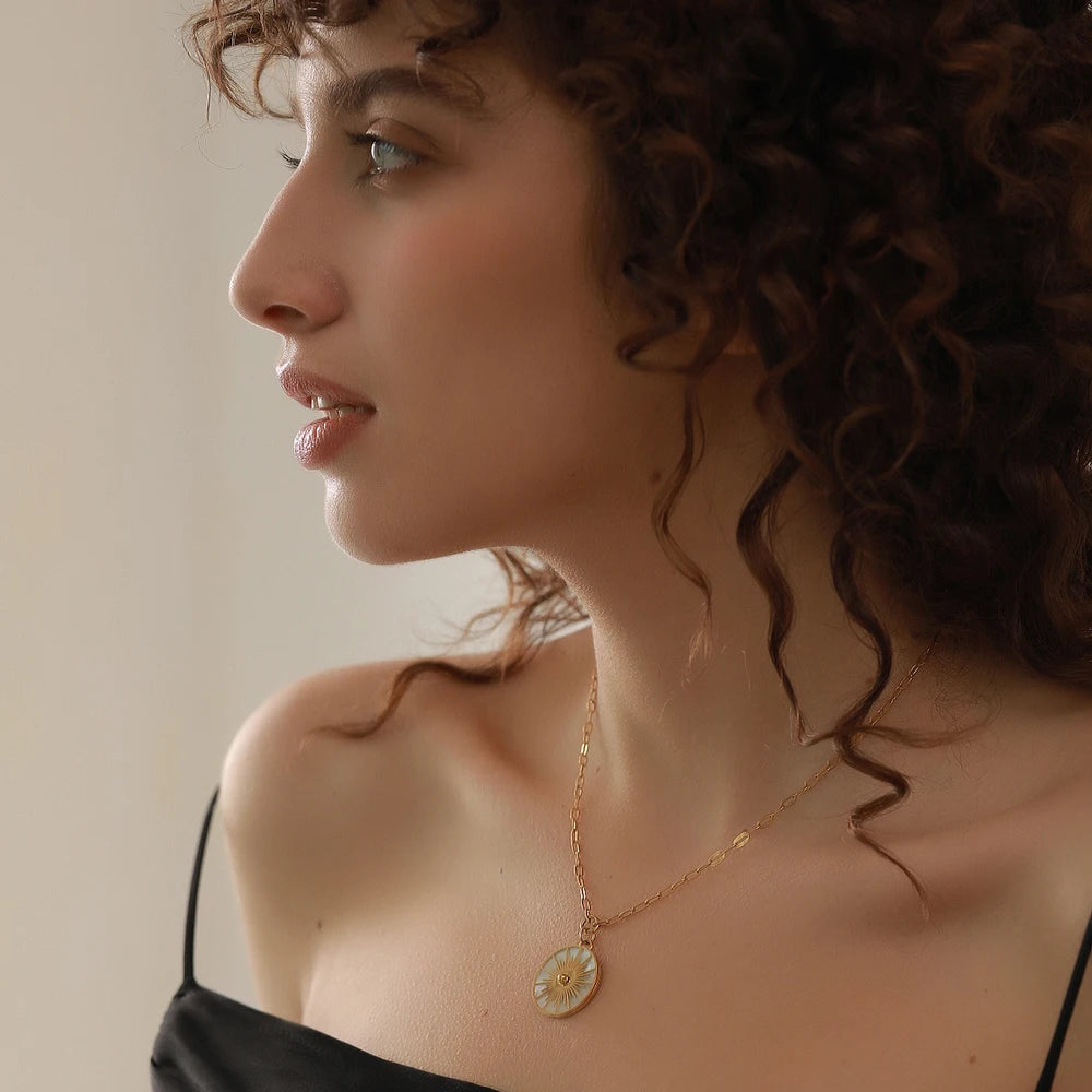 Colar Feminino Concha com Concha Natural | Aço Inoxidável Faetton