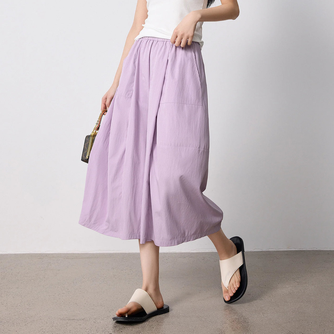 Calça Wide Leg Feminina Cropped com Fenda e Textura