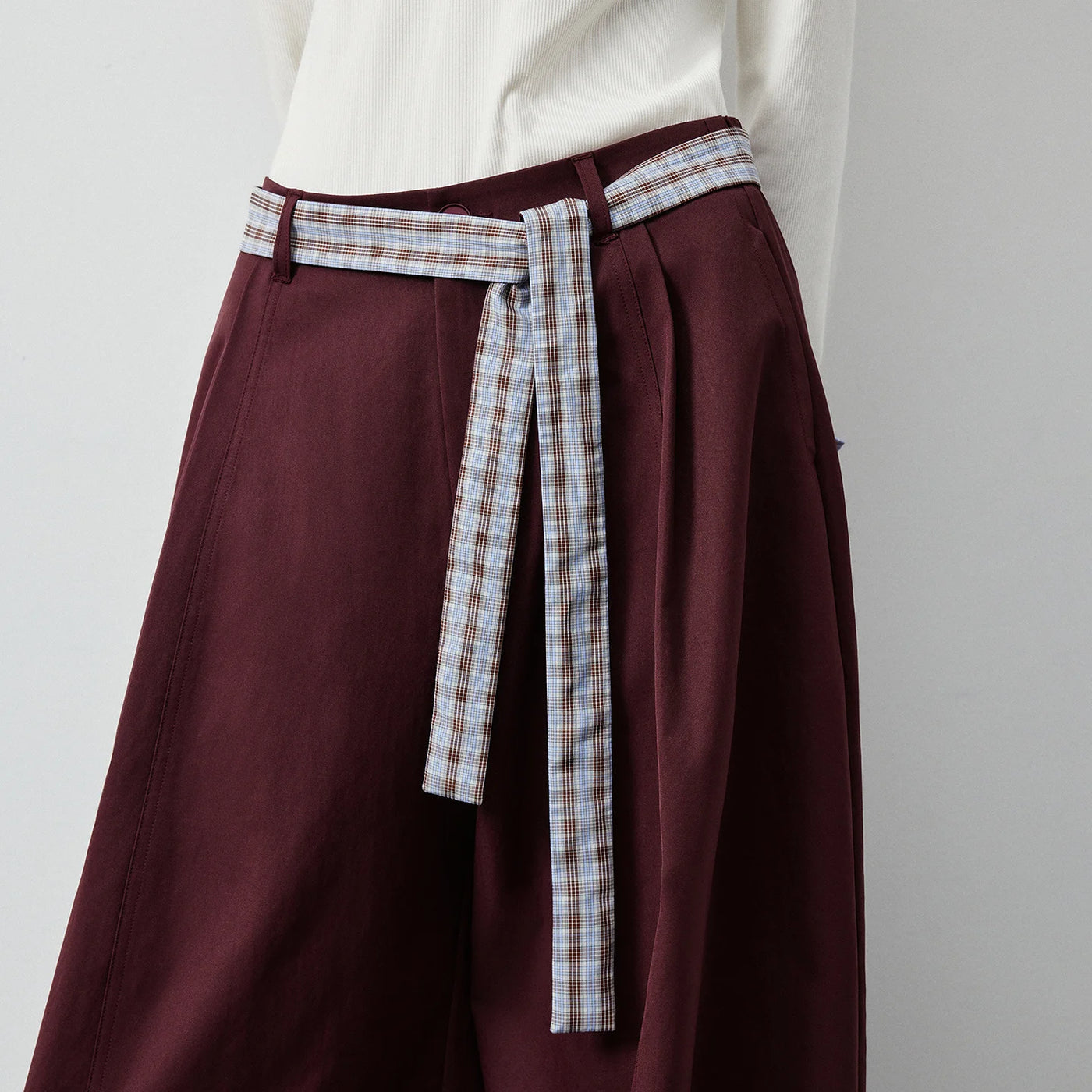 Calça Alfaiataria Feminina Wide Leg com Cinto
