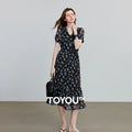 Vestido Midi Floral Preto de Chiffon com Decote V