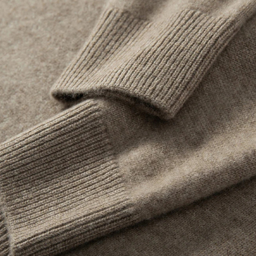 Suéter Feminino de Cashmere com Gola Alta - Elegância e Conforto