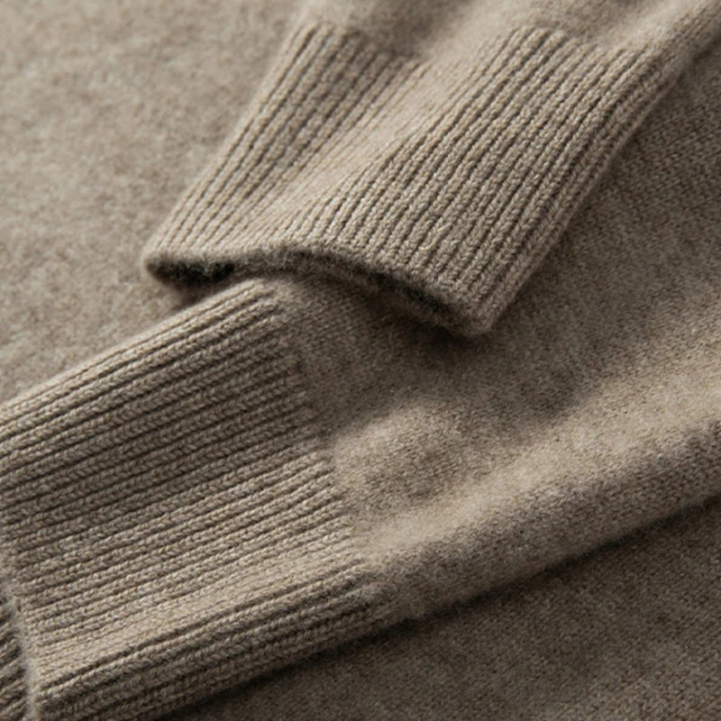 Suéter Feminino de Cashmere com Gola Alta - Elegância e Conforto