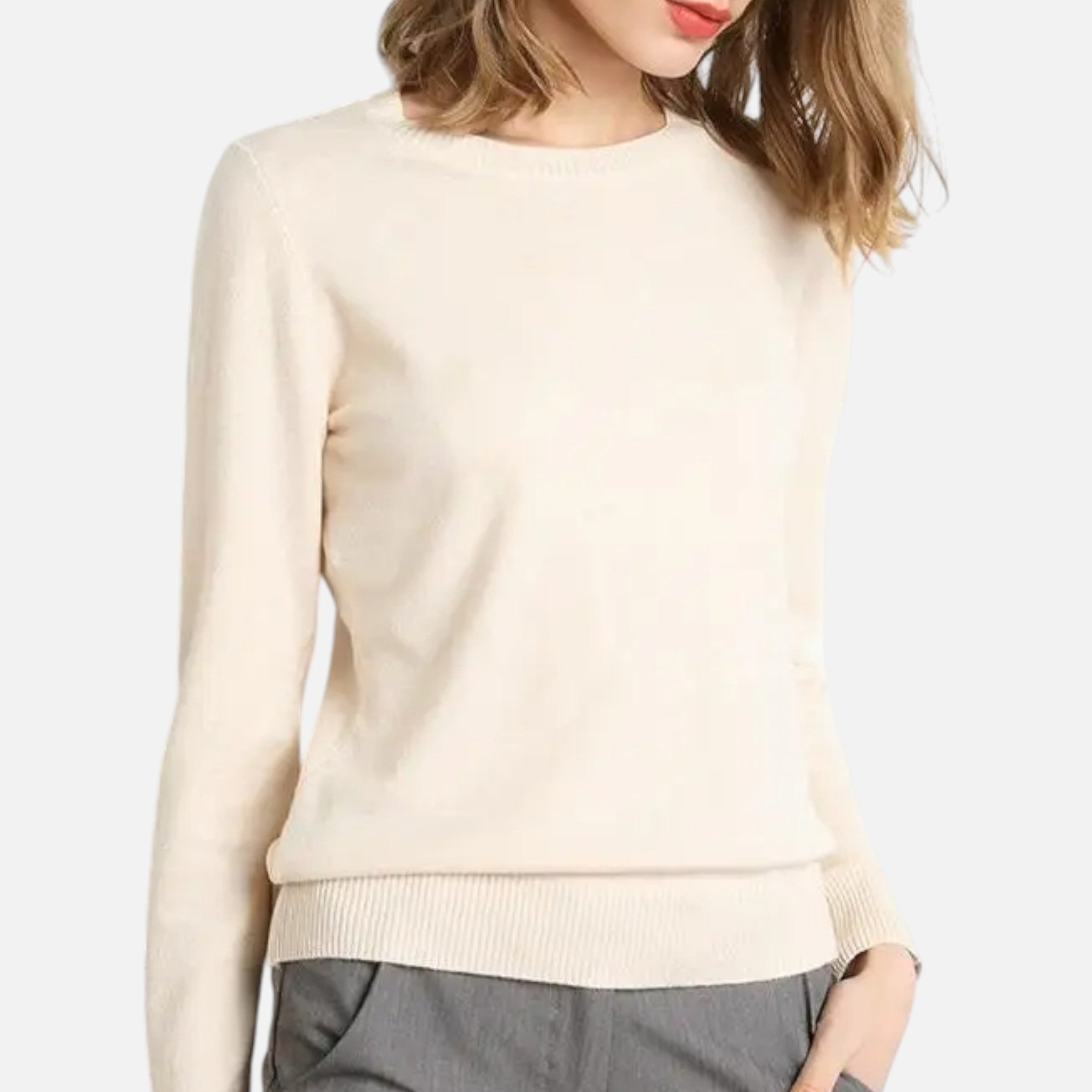 Suéter Feminino de Lã Merino com Gola Redonda Bege