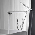 Torneira para banheiro Bica Alta Monocomando Elegance em Cromado Premium.