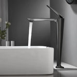 Torneira para banheiro Bica Alta Monocomando Elegance em Cromado Premium.