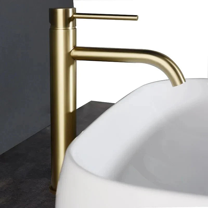 Torneira para banheiro Elegância Bica Alta Monocomando em Cromado Premium.