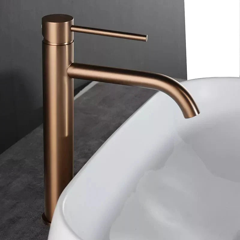 Torneira para banheiro Elegância Bica Alta Monocomando em Cromado Premium.