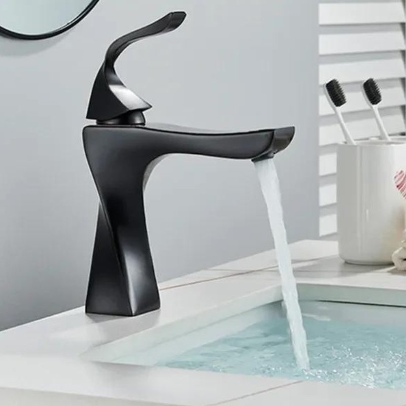 Torneira para banheiro Elegância Monocomando Bica Alta em Cromado Premium.