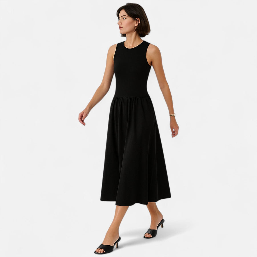 Vestido Diurno Feminino Cinturado de Patrimônio