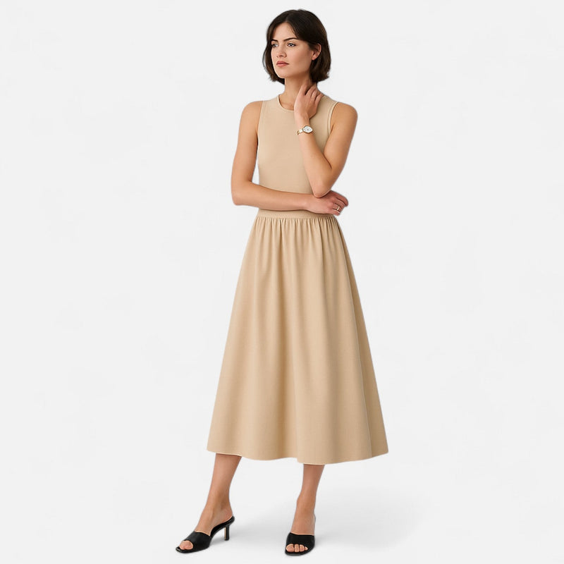 Vestido Diurno Feminino Cinturado de Patrimônio