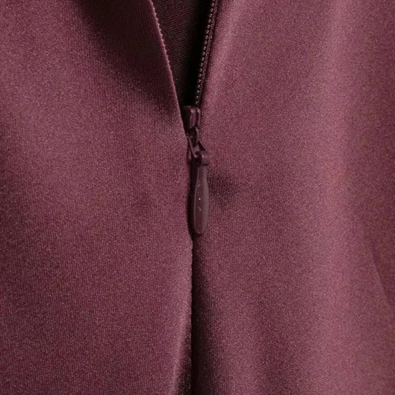 Vestido Longo de Cetim Sem Costas para Mulheres - Elegância e Conforto