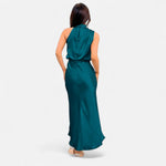 Vestido Longo de Cetim Sem Mangas para Mulheres – Caimento Fluido e Elegância Atemporal
