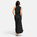 Vestido Longo de Cetim Sem Mangas para Mulheres – Caimento Fluido e Elegância Atemporal