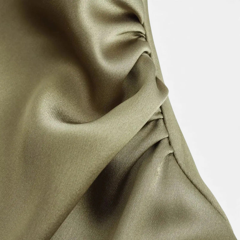 Vestido Midi de Cetim Elegante para Mulheres