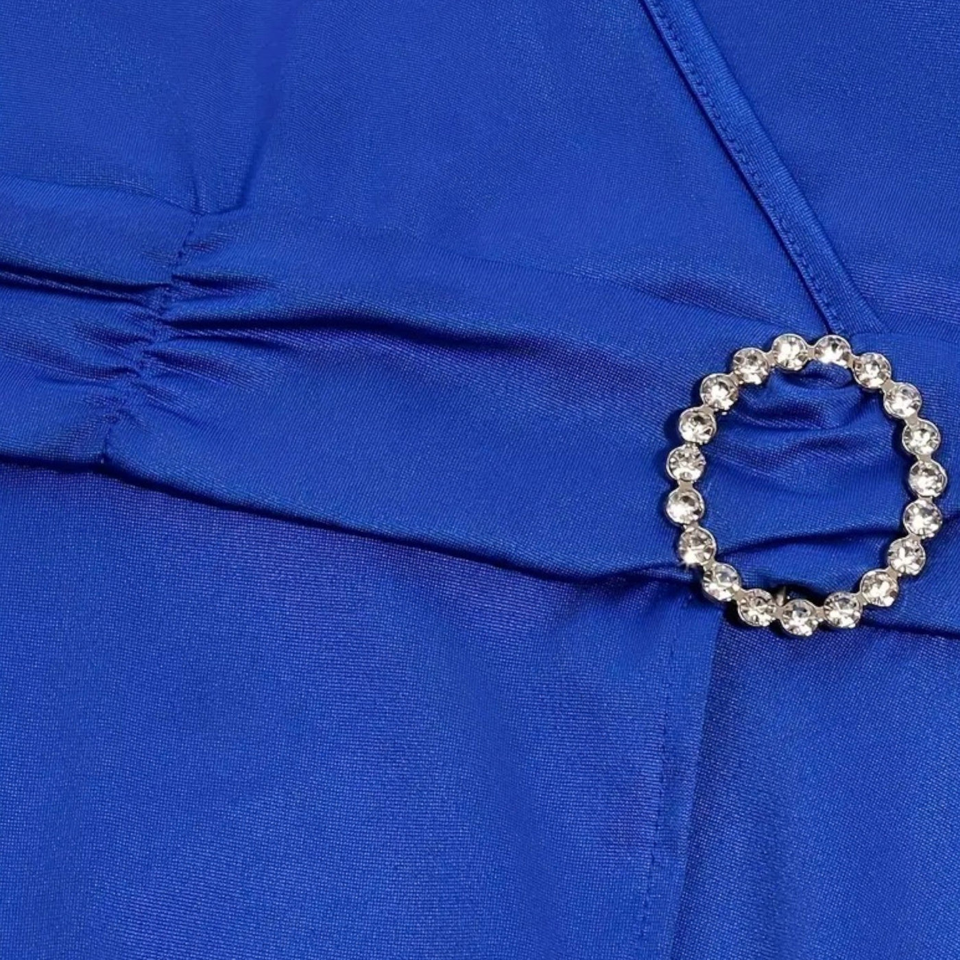 Vestido de Festa Assimétrico com Decote em V e Strass para Mulheres