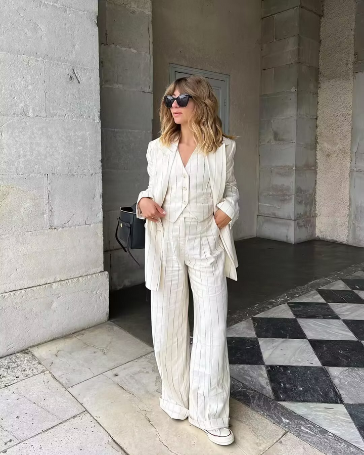 Colete Feminino Branco Listrado