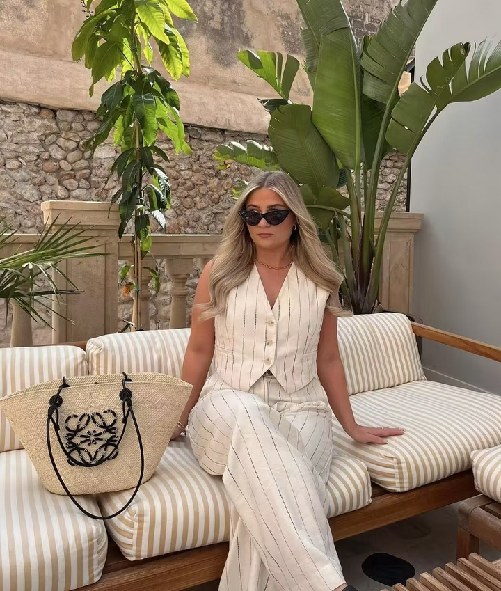 Colete Feminino Branco Listrado