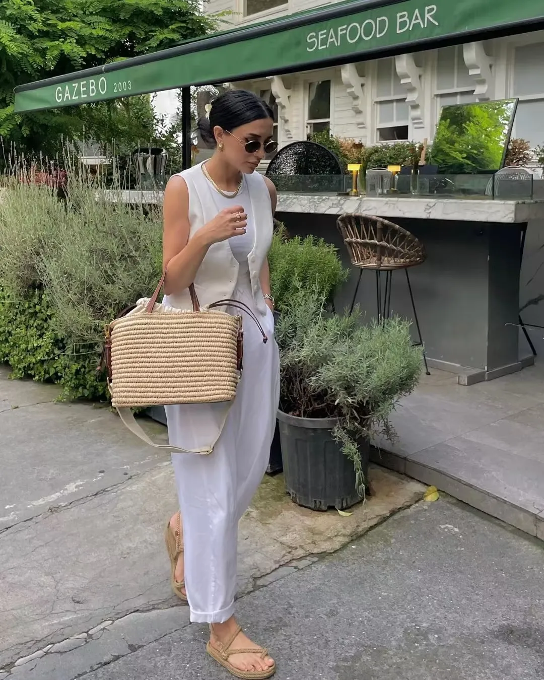 Colete feminino Branco com botões