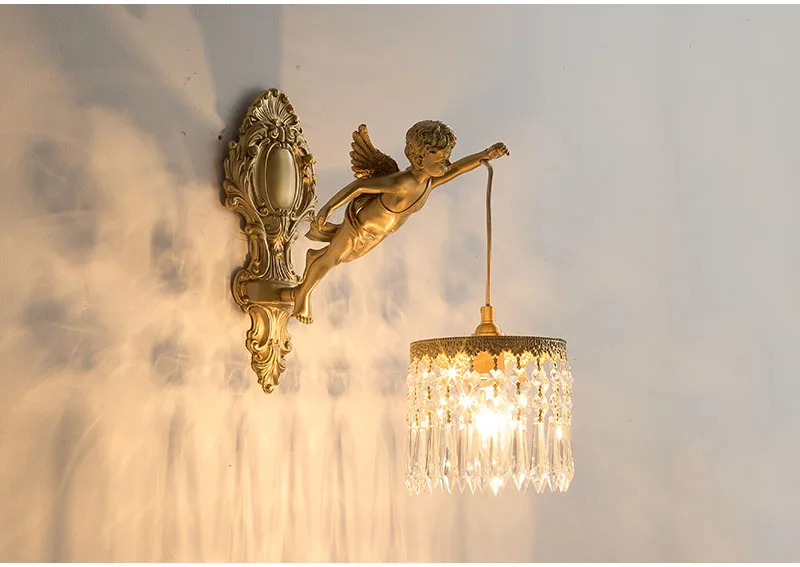 Luminária Francesa Angelical de Cristal e Bronze | Delamantina