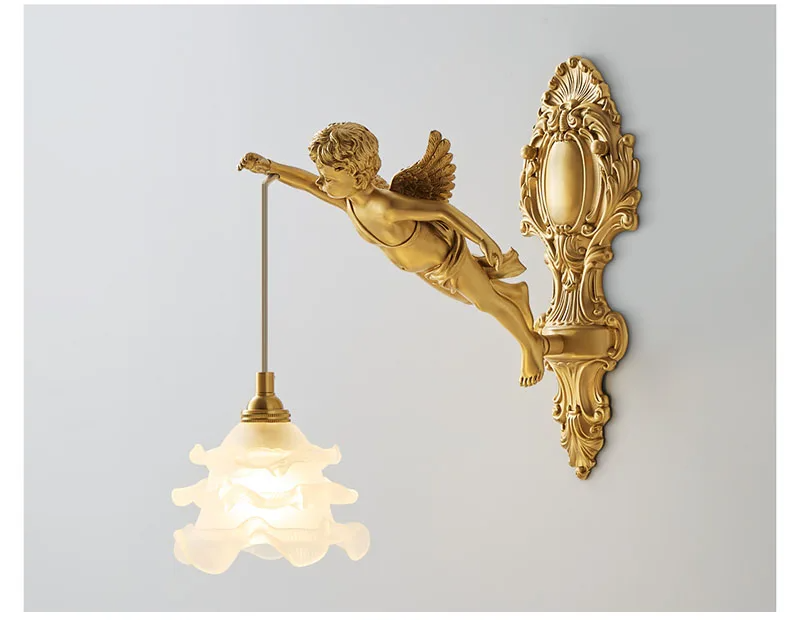 Luminária Francesa Angelical de Cristal e Bronze | Delamantina