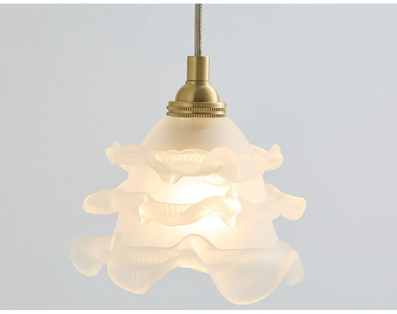 Luminária Francesa Angelical de Cristal e Bronze | Delamantina
