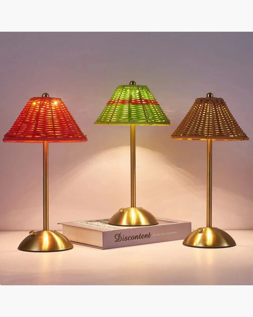 Luminária de Mesa Retrô, peça de luminárias de mesa da VivaCasa