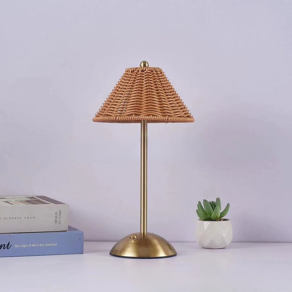 Luminária de Mesa Retrô, peça de luminárias de mesa da VivaCasa — imagem 3
