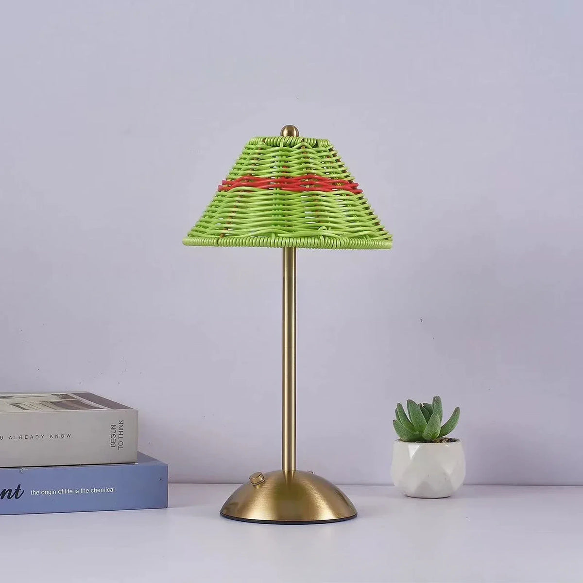 Luminária de Mesa Retrô, peça de luminárias de mesa da VivaCasa — imagem 8