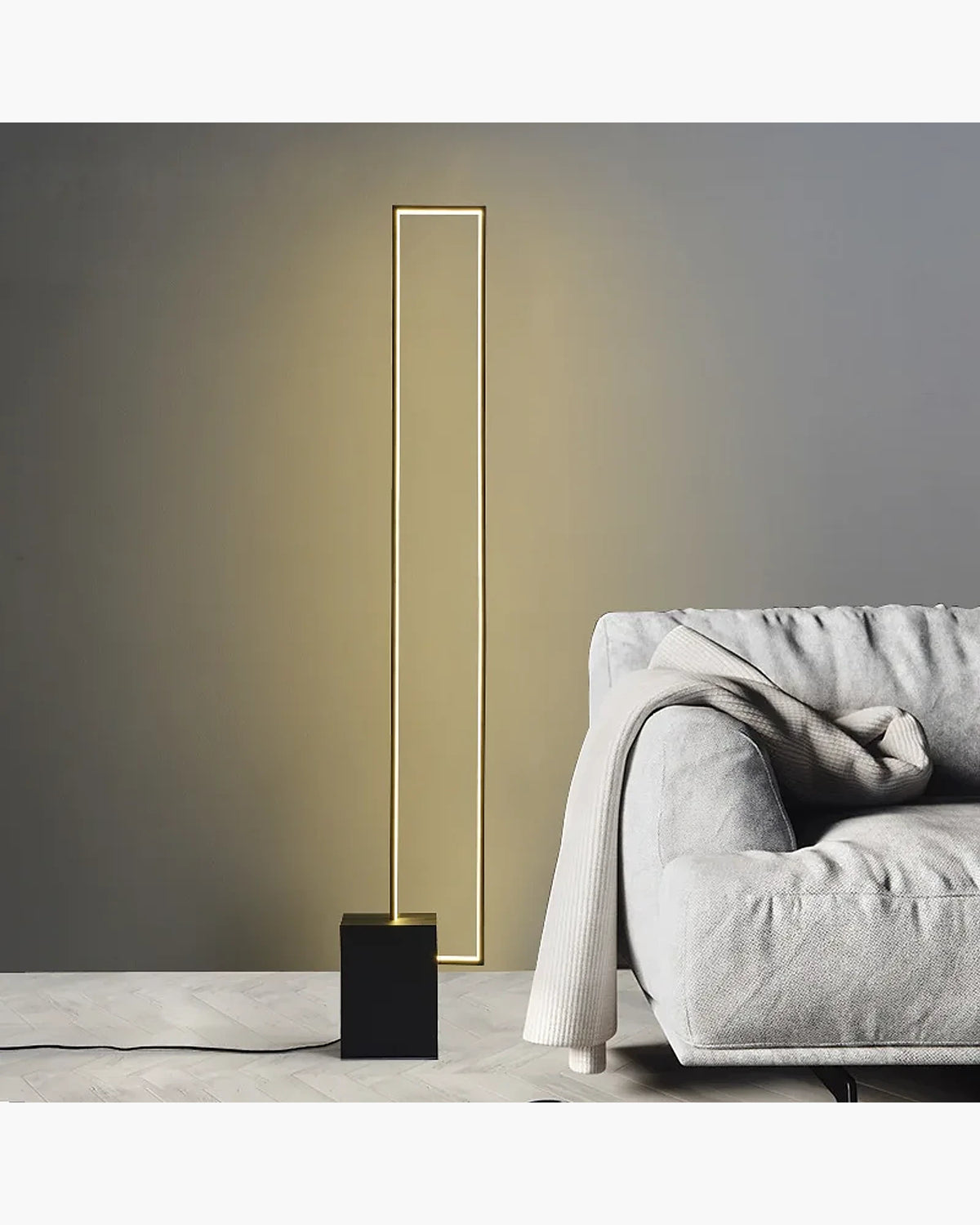 Luminária de Piso Contemporâneo Quadrado, peça de luminárias de piso da VivaCasa