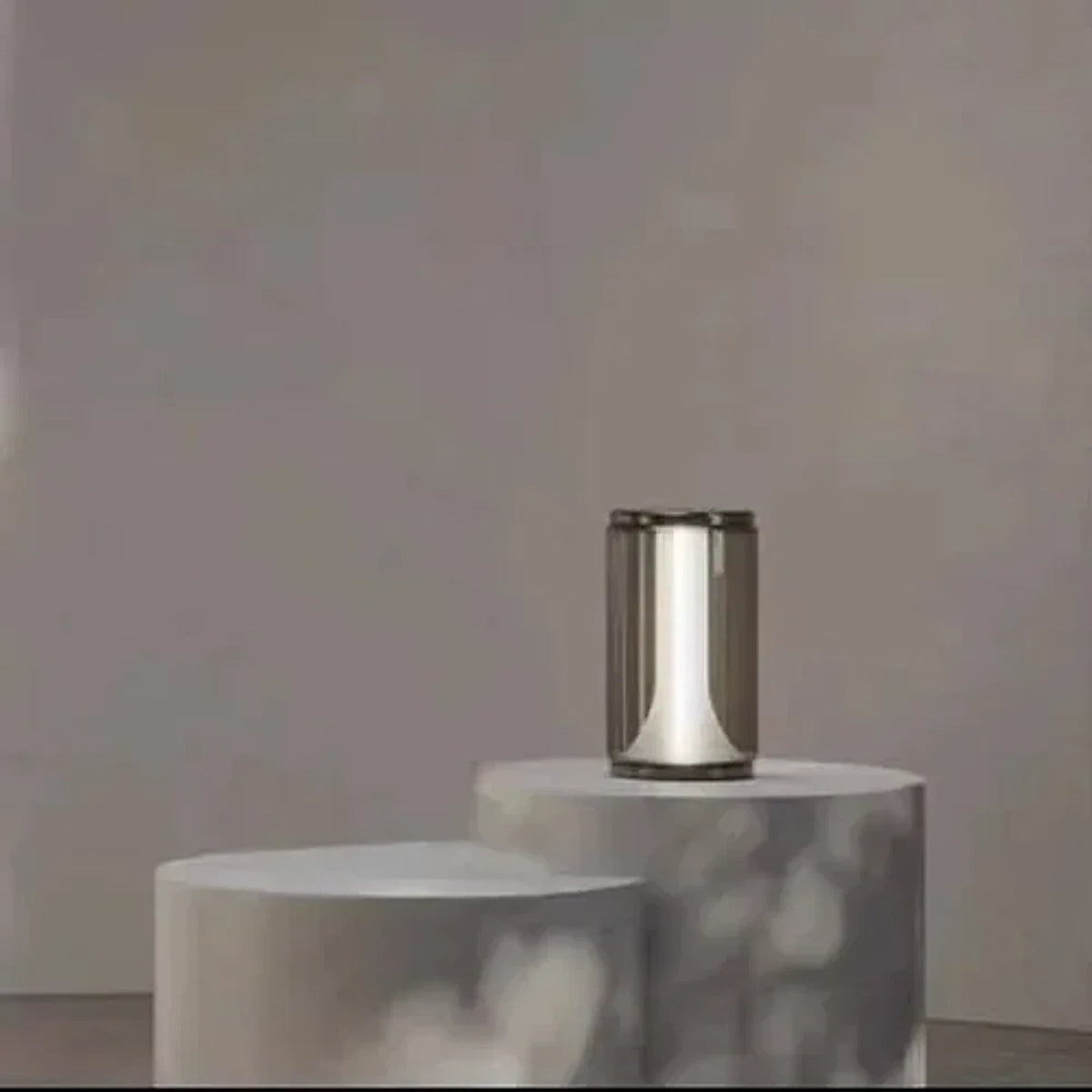 Luminária de Piso Vidro, peça de luminárias de piso da VivaCasa — imagem 10
